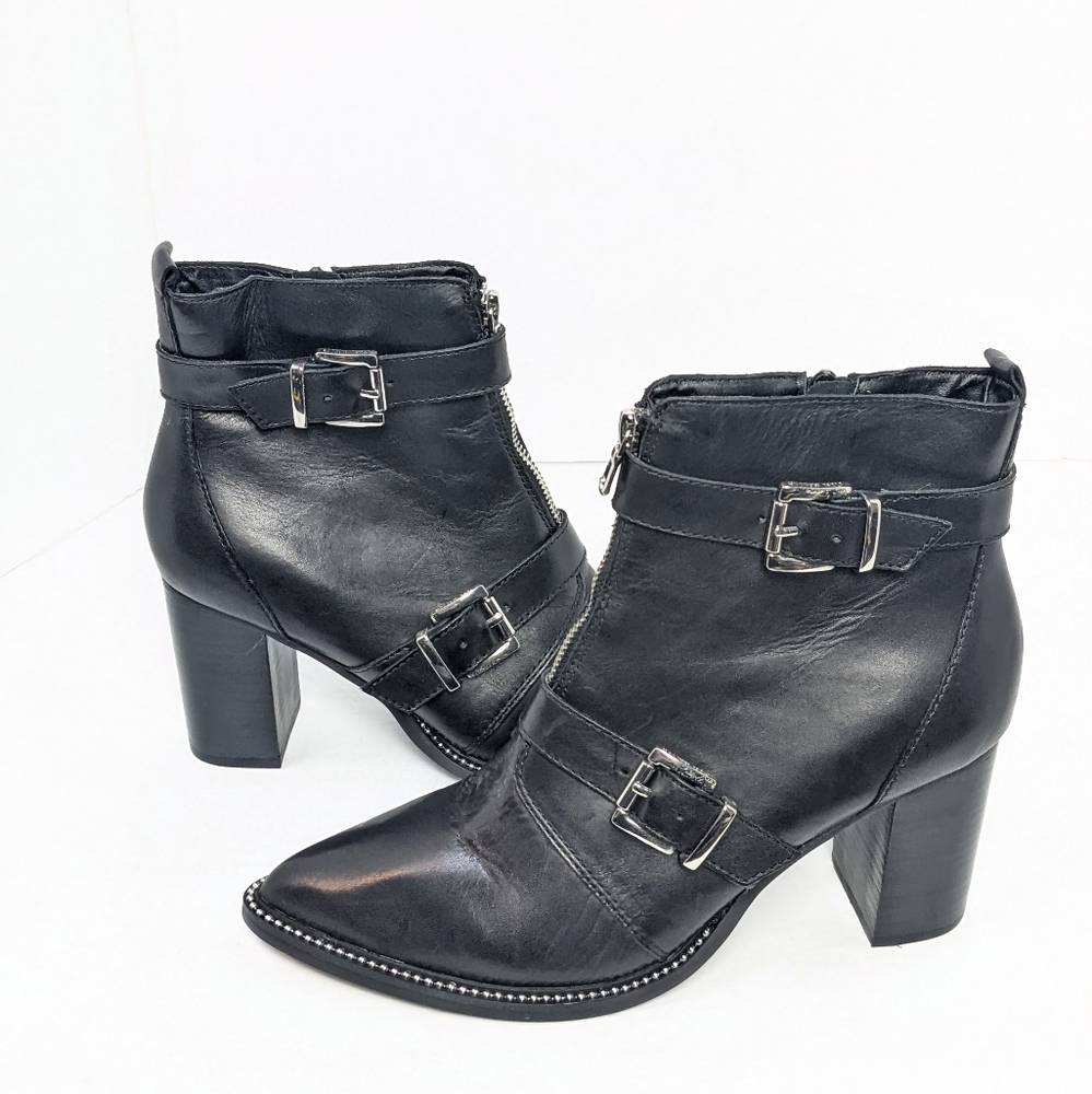 NWOT Steve Madden leather halle boots